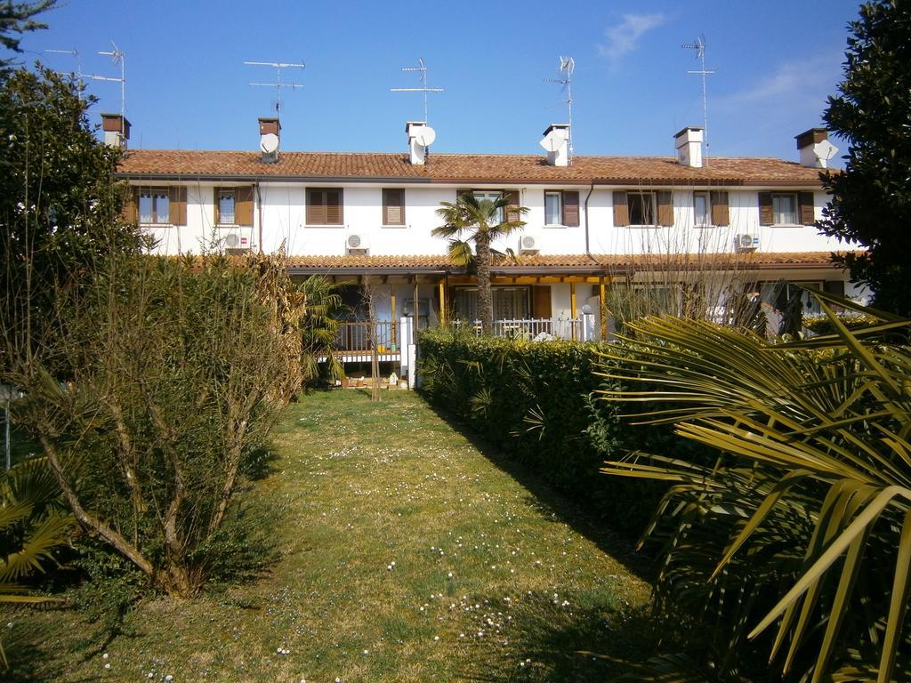 Casa Zodiaco Apartment Caorle Exterior foto